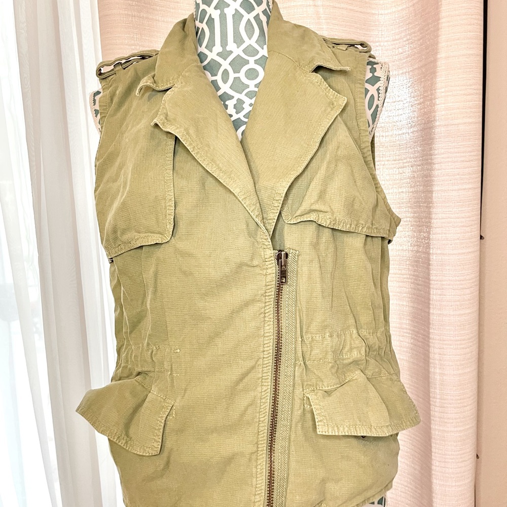 Madewell Green Utility Vest